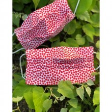 Kırmızı Kalpli Maske